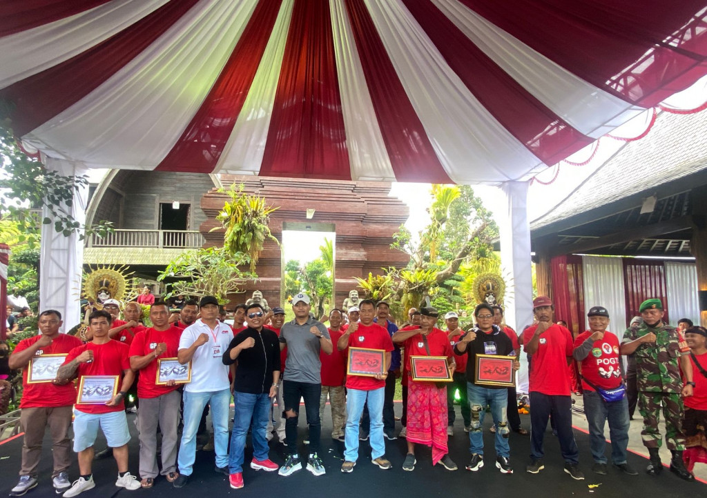 Lestarikan Budaya, Bupati Badung Membuka Langsung Perlombaan Olahraga Tradisional Mejangka dan Ngibing Joged Bumbung